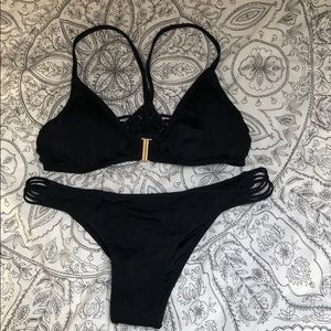 Victoria’s Secret bikini